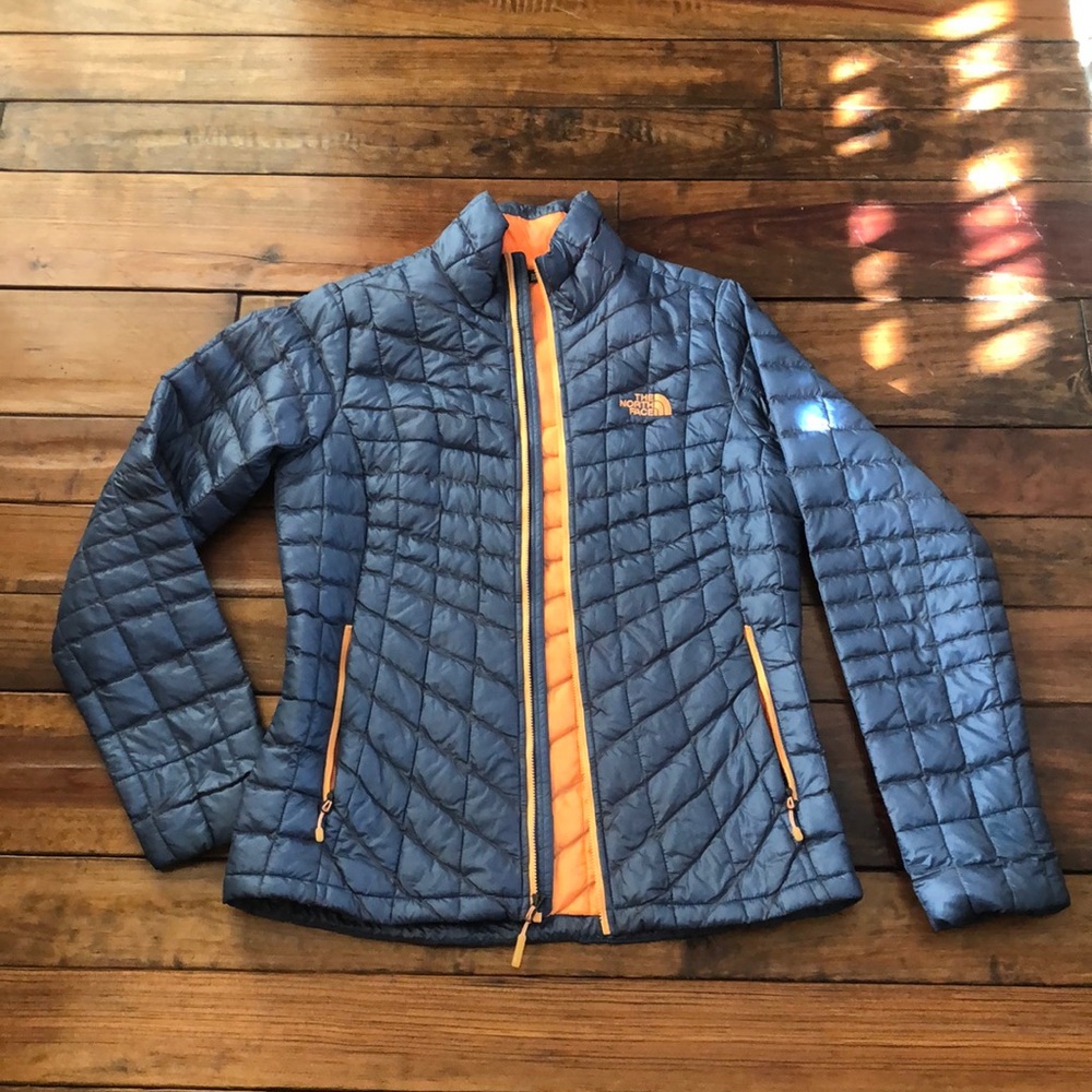 womens S north face jacket